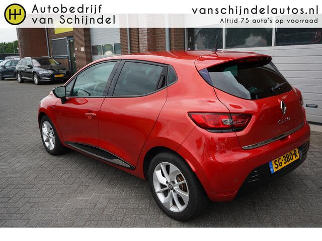 Renault CLIO 0.9 TCE LIMITED LUXE 5 DEURS NAVI ECC AIRCO CRUISECONTROL KEYLESS PRIVACYGLAS PARKEERSENSOREN LMV 4X ELECTR.RAMEN-SPIEGELS