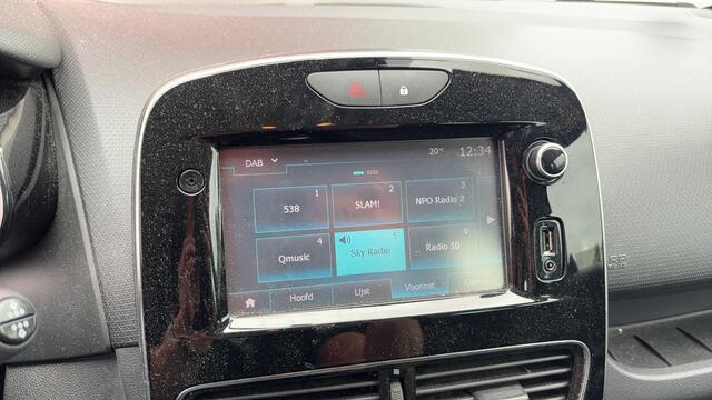 Renault CLIO 0.9 TCe Limited NAVI / AIRCO / PDC / BLUETOOTH / CRUISE / NL-AUTO