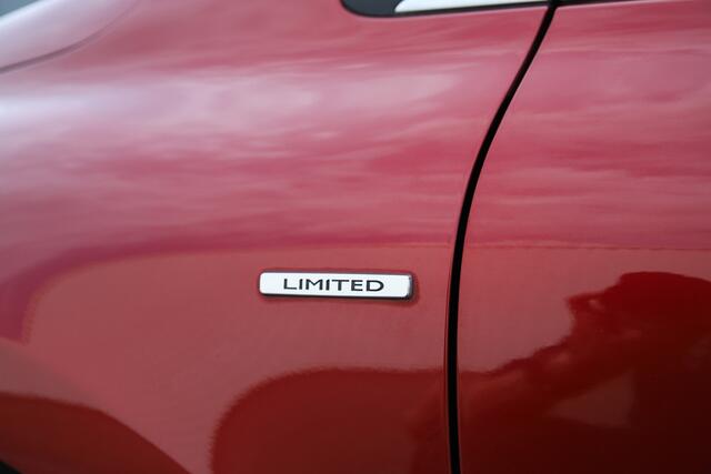 Renault CLIO 1.2 TCe 120pk Limited/H6/Cruise/Airco/Navigatie/LED