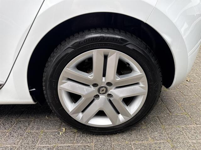Renault CLIO 1.0 TCe Business Zen / Camera / LED / DAB / Climate / Apple Carplay - Android Auto / Navigatie