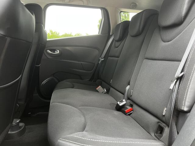 Renault CLIO Estate 0.9 TCe Limited | Cruise Control | 100% dealer onderhouden