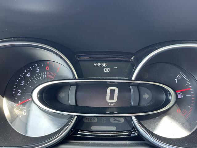 Renault CLIO 0.9 TCe Intens / Trekhaak / Airco / Navigatie / Parkeerhulp Achter /