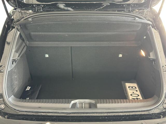 Renault CLIO 1.6 E-Tech Full Hybrid 145 techno AFNEEMBARE TREKHAAK | ALL-SEASON BANDEN | DEALERONDERHOUDEN | 1E EIGENAAR | LAGE KM-STAND |