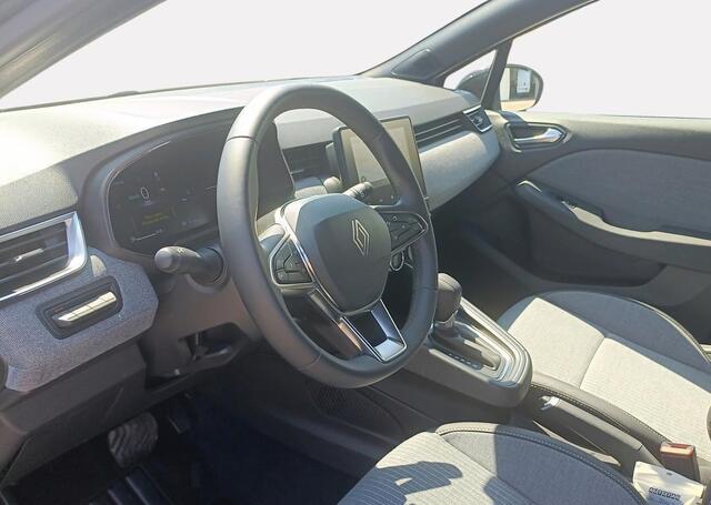 Renault CLIO 1.6 E-Tech Full Hybrid 145 techno - Demo