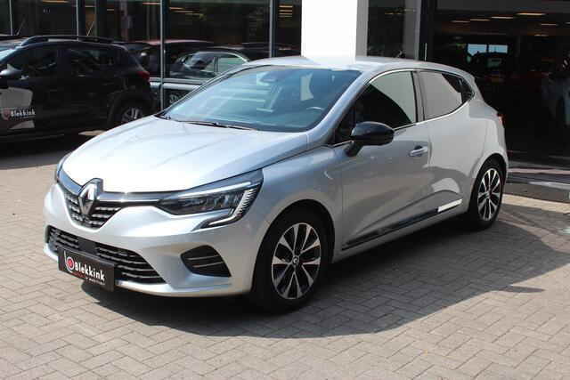 Renault CLIO 1.6 E-Tech Full Hybrid 145 techno