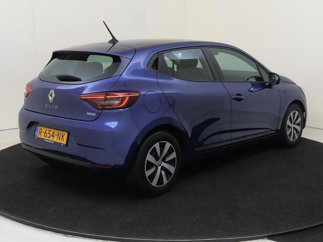 Renault CLIO 1.6 E-Tech Hybrid Equilibre 145PK | Automaat | Navigatie | Airco | Cruise Control/Snelheidsbegrenzer | Apple CarPlay & Android Auto | Parkeersensoren | Bluetooth Telefoonvoorbereiding | Licht-en Regensensor |