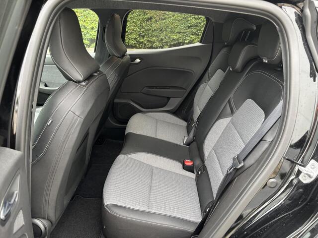 Renault CLIO 1.6 E-Tech Full Hybrid 145 techno | 1e Eig | Navigatie | Camera |