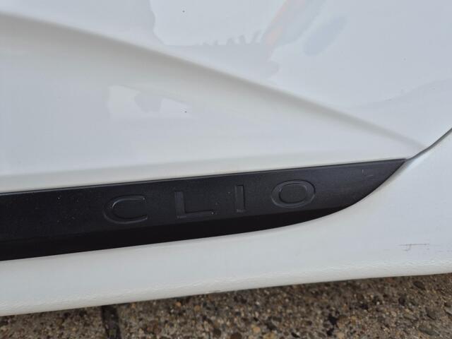 Renault CLIO 1.0 TCe Life AC, PDC, All Season, NL Auto BTW.