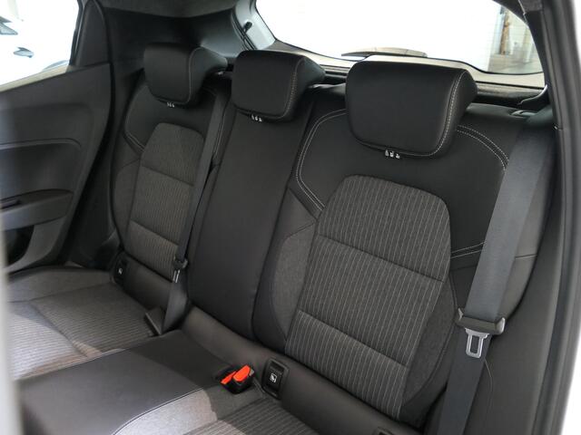 Renault CLIO 1.0 TCe 90 Techno - Dealer onderhouden - 17" LMV - Groot scherm - Allseasons