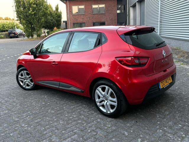 Renault CLIO 0.9 TCe Zen 2e EIG NIEUWE APK NAVI CRUISE