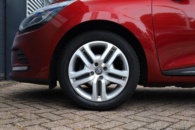 Renault CLIO Estate 0.9 TCe Zen |Keyless |Cruise Control |Navi |Bass Reflex Sound |Bluetooth