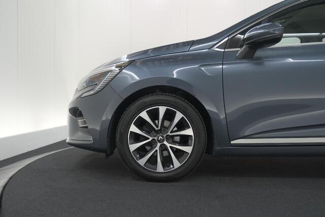 Renault CLIO 1.0 TCe Intens | Trekhaak | Parkeersensoren | Climate Control | Apple Carplay