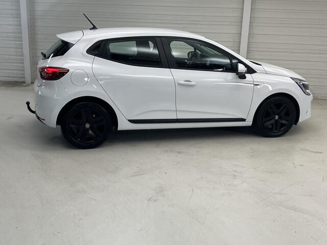 Renault CLIO 1.0 TCe Zen / Nederlandse Auto / All Seasonbanden / Trekhaak / Navigatie / Bluetooth / Airco / Cruise Control /