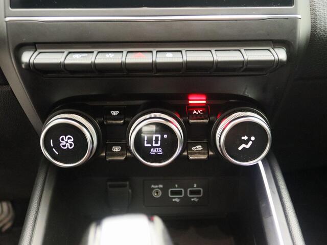 Renault CLIO TCe 130 EDC Automaat Intens | Parkeersensoren v+a met achteruitrijcamera | EASY LINK multimediasysteem met AppleCarplay & Android Auto | Lichtmetalen velgen | Climate control | LED PURE VISION koplampen |