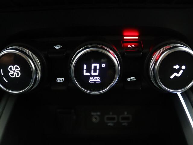 Renault CLIO 100pk TCe Intens Apple Carplay/Android Auto | Trekhaak