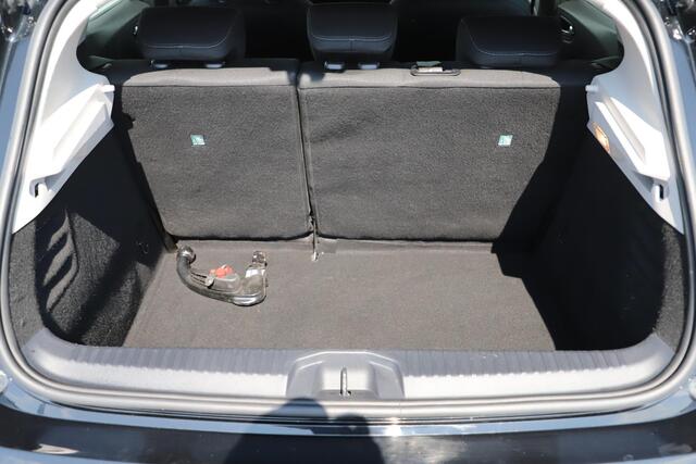 Renault CLIO 1.0 TCe Business Zen Navigatie Achteruitrijcamera Parkeersensors Airco Climate & Cruise Control LED