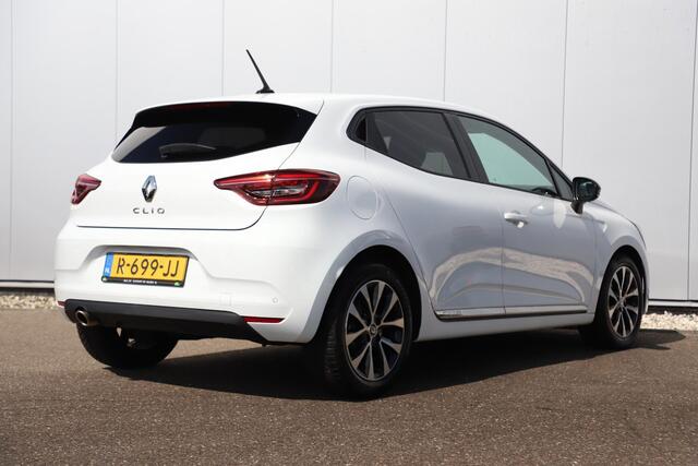 Renault CLIO 1.0 TCe Zen 16 inch LMV Navigatie Parkeersensors Airco Cruise Control LED Rijstrooksensor