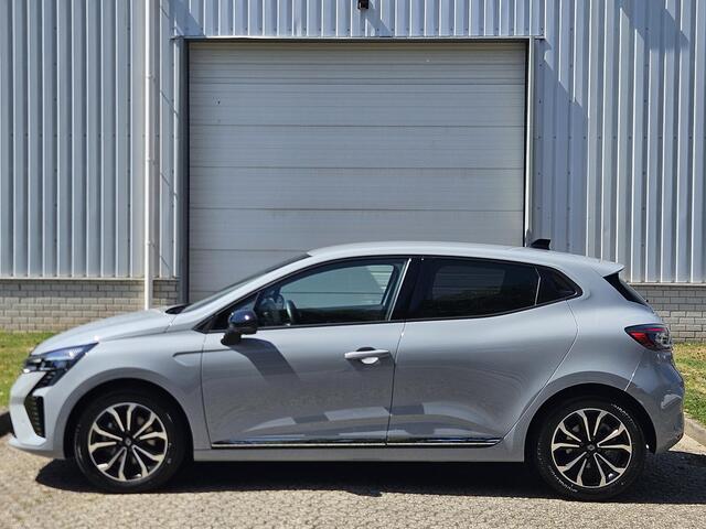 Renault CLIO 1.6 E-Tech Full Hybrid 145 techno / Groot Scherm / BOSE / 360 Camera / Pack Winter / Origineel NL Auto / Draadloos Carplay / Android Auto /