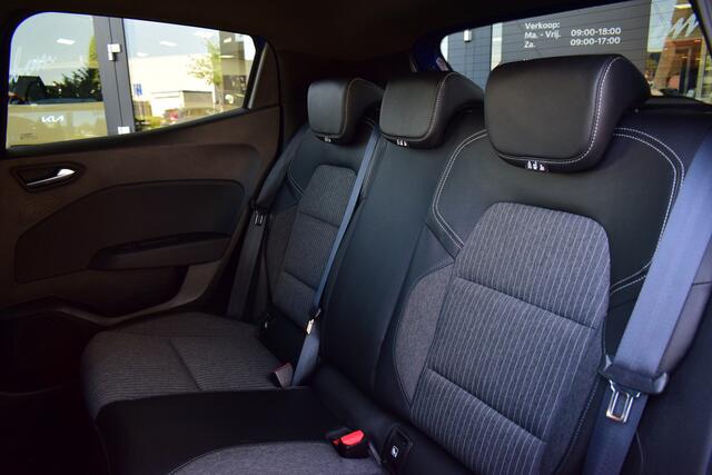 Renault CLIO 1.0 TCe Intens | Navigatie | Camera | Cruise + Climate Control | Sensoren Voor & Achter |