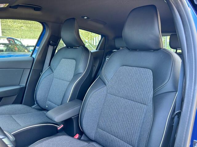 Renault CLIO 1.6 E-tech Hybrid Intens Camera Navigatie
