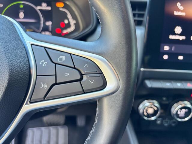 Renault CLIO 1.6 E-tech Hybrid Intens Camera Navigatie
