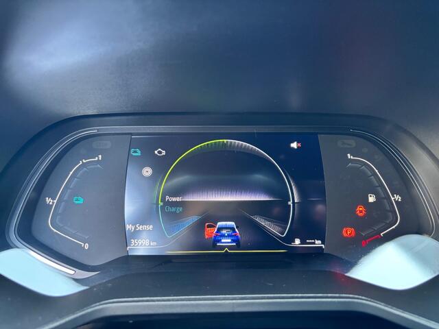 Renault CLIO 1.6 E-tech Hybrid Intens Camera Navigatie