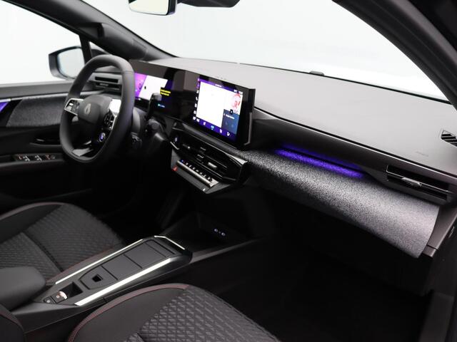 Renault CLIO Hybrid 160pk techno | Vijf jaar garantie | Stoelverwarming | 360 graden camera | All season banden |