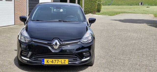 Renault CLIO 1.2 TCe Limited 120pk 4 cilinder