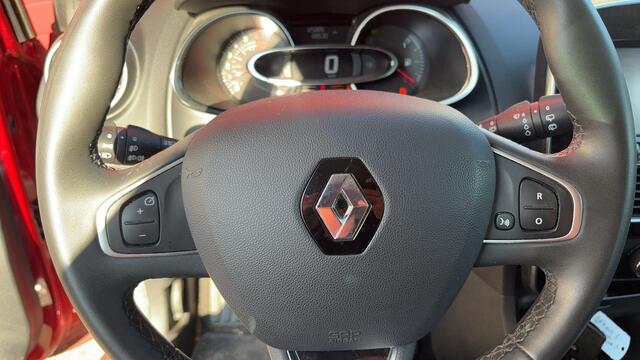 Renault CLIO 0.9 TCe Limited NAVI / AIRCO / PDC / BLUETOOTH / CRUISE / DAB+ / NL-AUTO