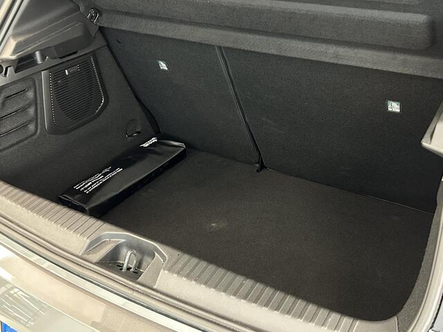 Renault CLIO 1.6 E-Tech Full Hybrid 145 esprit Alpine | BOSE | Adaptieve cruise | 360° Camera | Stuur & stoelverwarming | Sportstoelen | 9,3"Navigatie |
