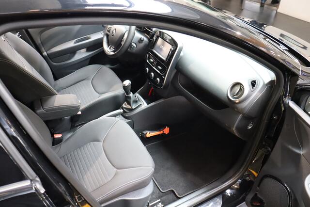 Renault CLIO Estate TCe 90pk Limited