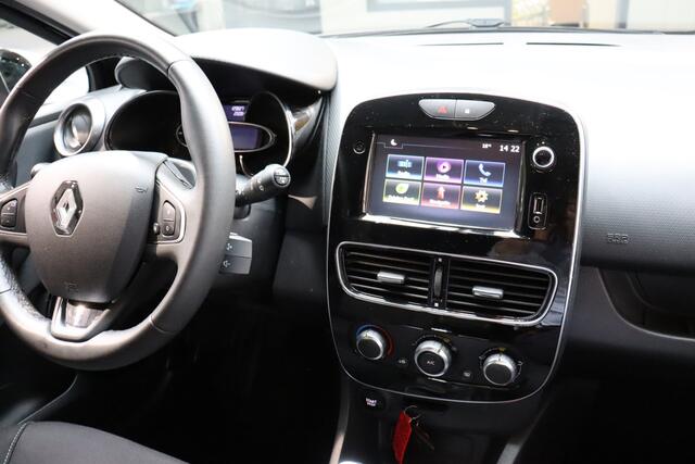 Renault CLIO Estate TCe 90pk Limited