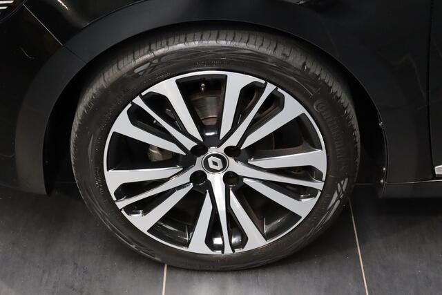 Renault CLIO TCe 90pk Initiale Paris
