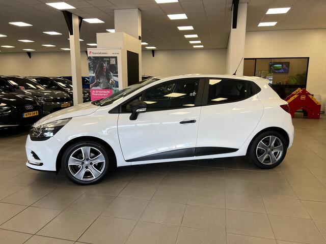 Renault CLIO 1.2 16V / 5-DEURS / NAVI / AIRCO /