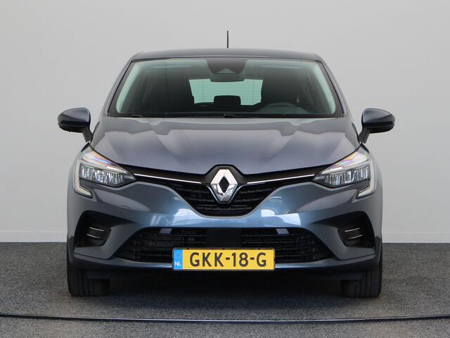 Renault CLIO 1.6 E-Tech Hybrid 140 Zen | Trekhaak | Stoelverwarming | Climate control | Cruise control | Parkeersensoren achter | Apple carplay/Android auto |