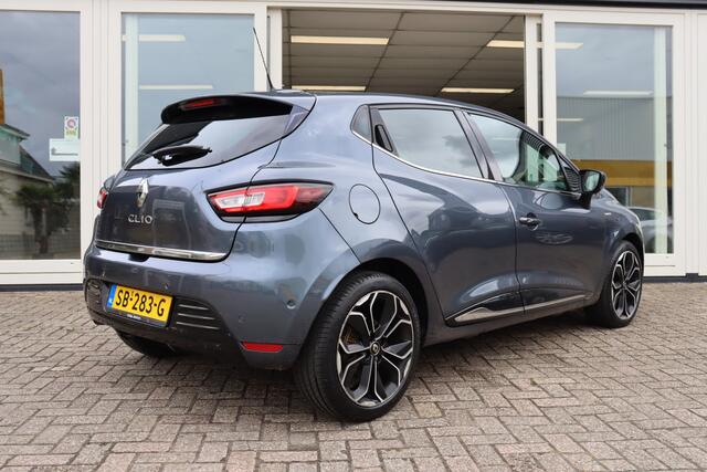 Renault CLIO 1.2 TCe Bose, Automaat, Camera A, Climate, Cruise, Dealer Onderhouden, PDC V+A, Navi, Prijs Is Rijklaar Inclusief 6 Maanden Garantie