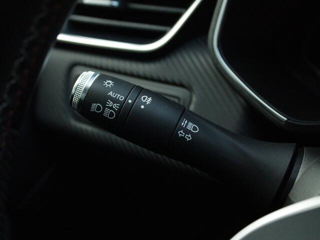 Renault CLIO 1.0 TCe R.S. Line | Trekhaak | 17 inch LM | 360 camera