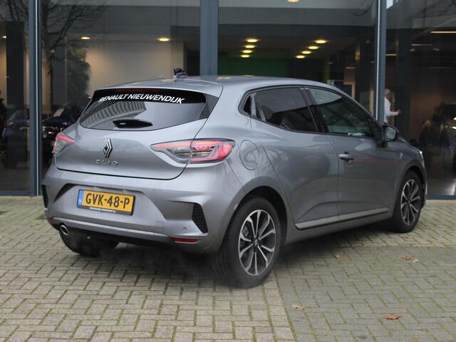 Renault CLIO TCe 90 Techno / DEMO / CAMERA / PDC A / CLIMATE / CRUISE / APPLE CARPLAY / ANDROID AUTO / PRIVACY GLASS / DAB+ / 16'' LMV