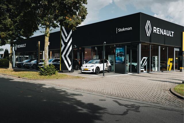 Renault CLIO Estate 1.2 120 PK TCe Intens | 17 '' velgen | camera achter | stoelverwarming voor | ECC | 6 bak |