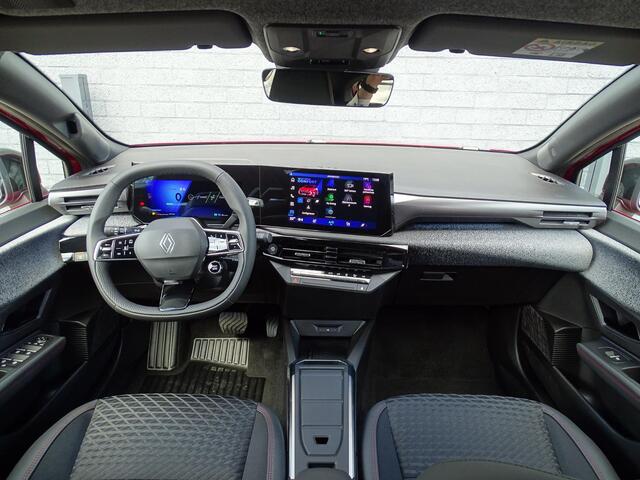 Renault CLIO 1.8 Hybrid 160 techno NU 5 JAAR GARANTIE! / PACK WINTER, SAFETY & PARKING / METALLIC LAK