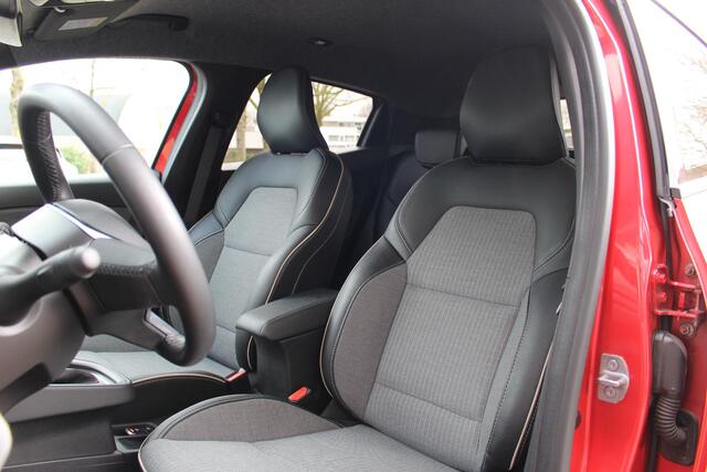 Renault CLIO 1.6 E-Tech Full Hybrid 145 techno | 360º Camera | Apple CarPlay / Android Auto | Climate Control | DAB+ |