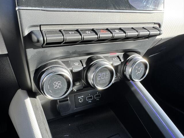Renault CLIO 1.6 E-Tech Hybrid 145 Techno*Navi*Camera*