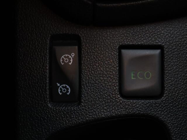 Renault CLIO Estate 90pk TCe Zen Climate | Navi