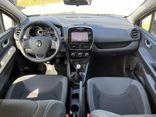 Renault CLIO 0.9 TCe Dealer onderhouden / Navigatie / Airco / Elek. Ramen V /