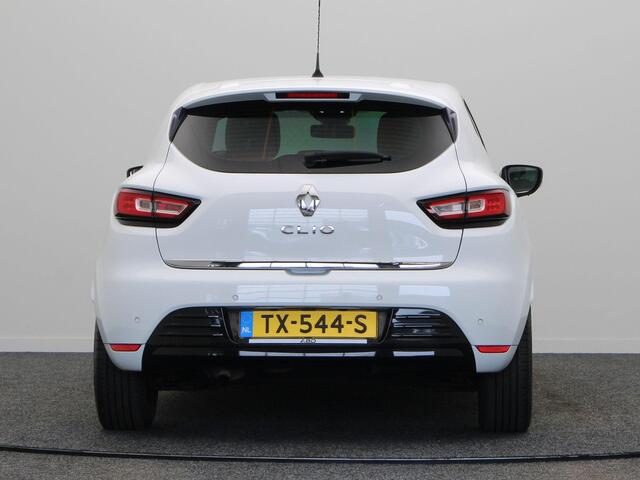 Renault CLIO TCe 90pk Intens | Uniek lage km stand | Dealer onderhouden | Climate control | Cruise control | Navigatie |