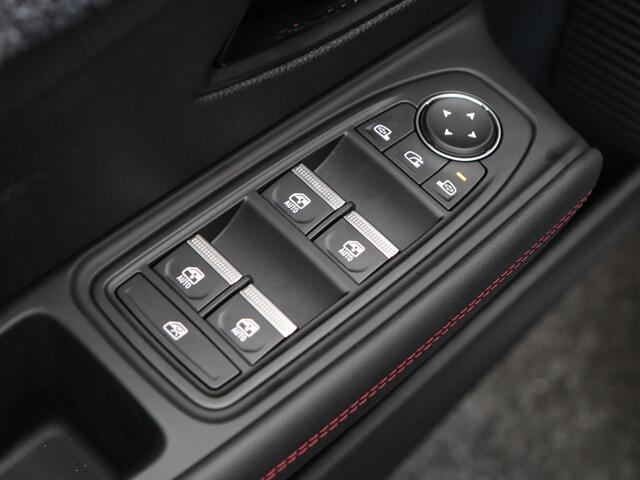 Renault CLIO Hybrid 160pk techno | Vijf jaar garantie | Apple carplay | Android auto | Lichtmetalen velgen |