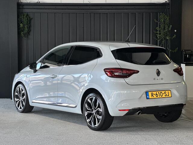 Renault CLIO 1.0 TCe 90 Techno | Sfeerverlichting | Achteruitrijcamera | Carplay | Cruise Control | Navigatiesysteem | LED Koplampen | LMV 17 |