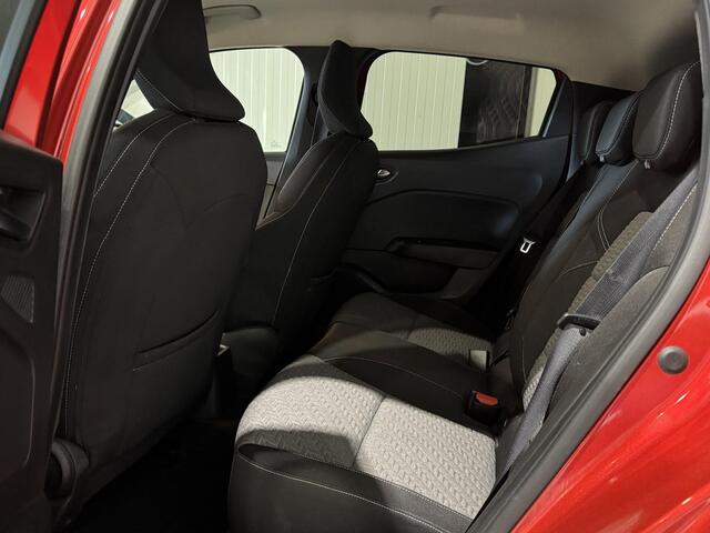 Renault CLIO 1.6 E-Tech Hybrid 145 Evolution | navi | carplay | camera |