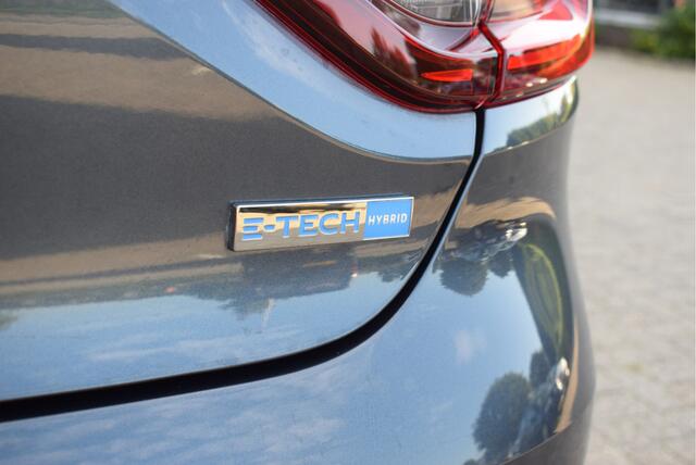 Renault CLIO 1.6 E-Tech Hybrid 140 Zen | NL-Auto | Navi | Parkeersensoren
