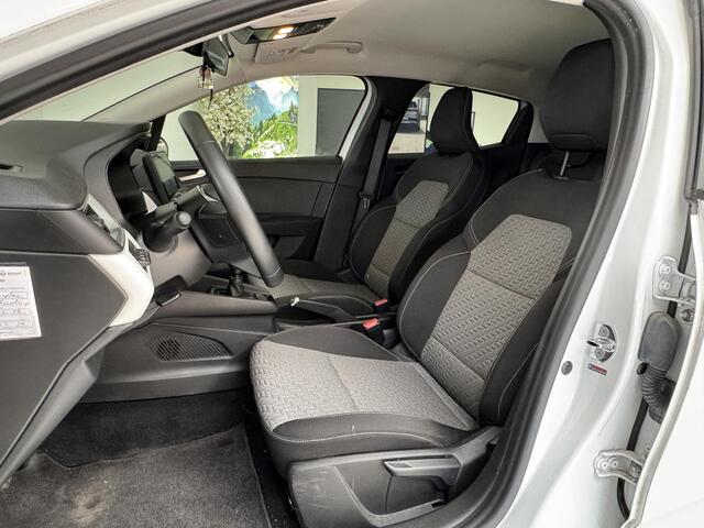 Renault CLIO 1.0 TCe 90 Evolution | Navigatie | Parkeersensoren | Cruise Control | Apple CarPlay / Android Auto |